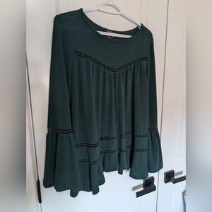Bohemian Top - Dark Green - Size Med - Like New - Soft and Cozy